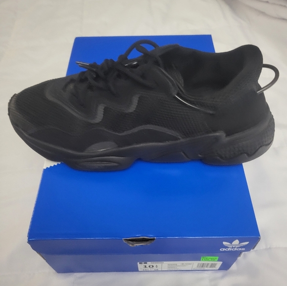 Adidas Ozweego Sneakers - Picture 4 of 12